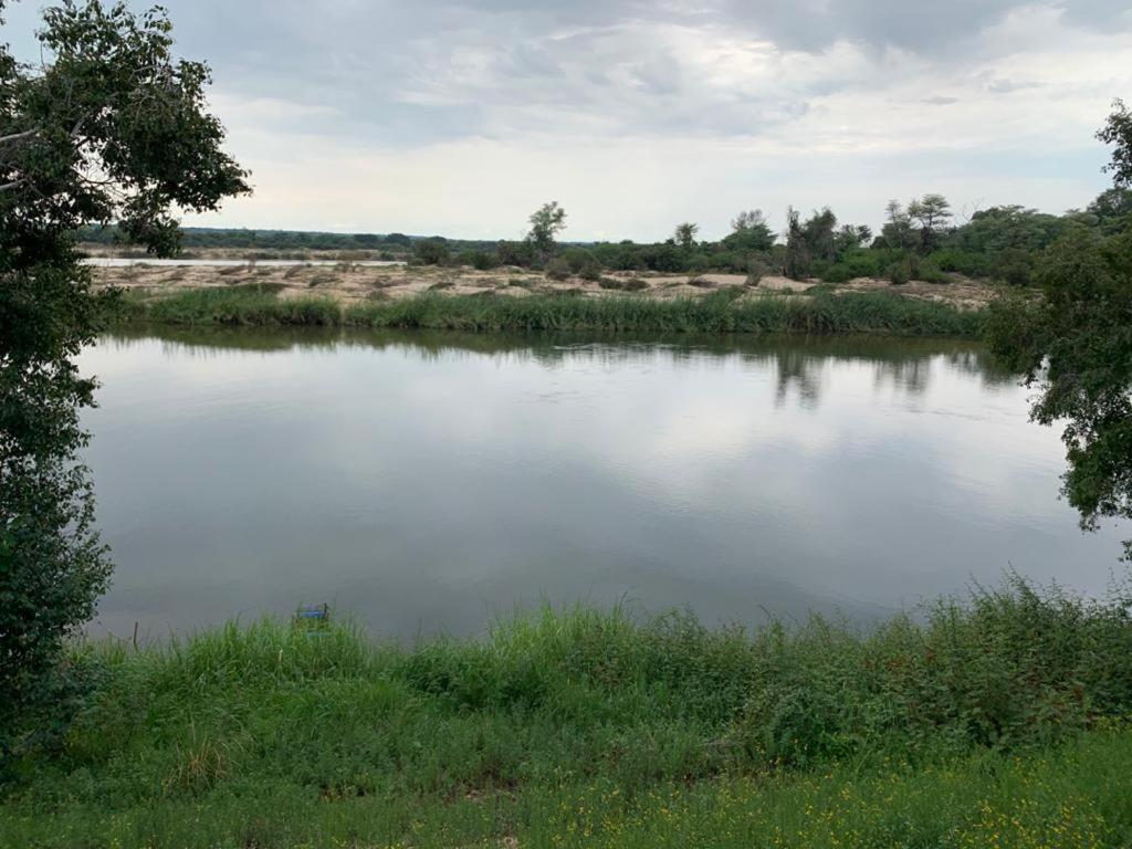 Juda Haus Lodge Katima Mulilo Exteriér fotografie