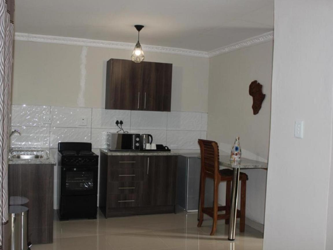 Juda Haus Lodge Katima Mulilo Exteriér fotografie