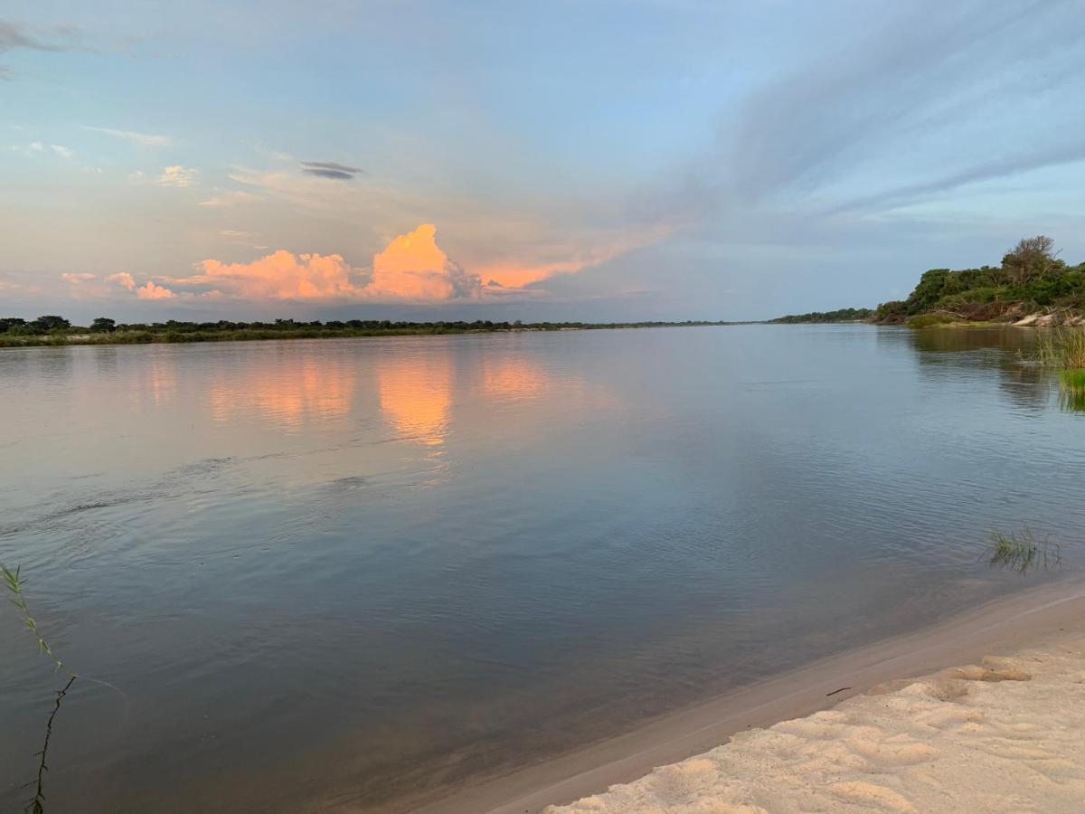 Juda Haus Lodge Katima Mulilo Exteriér fotografie